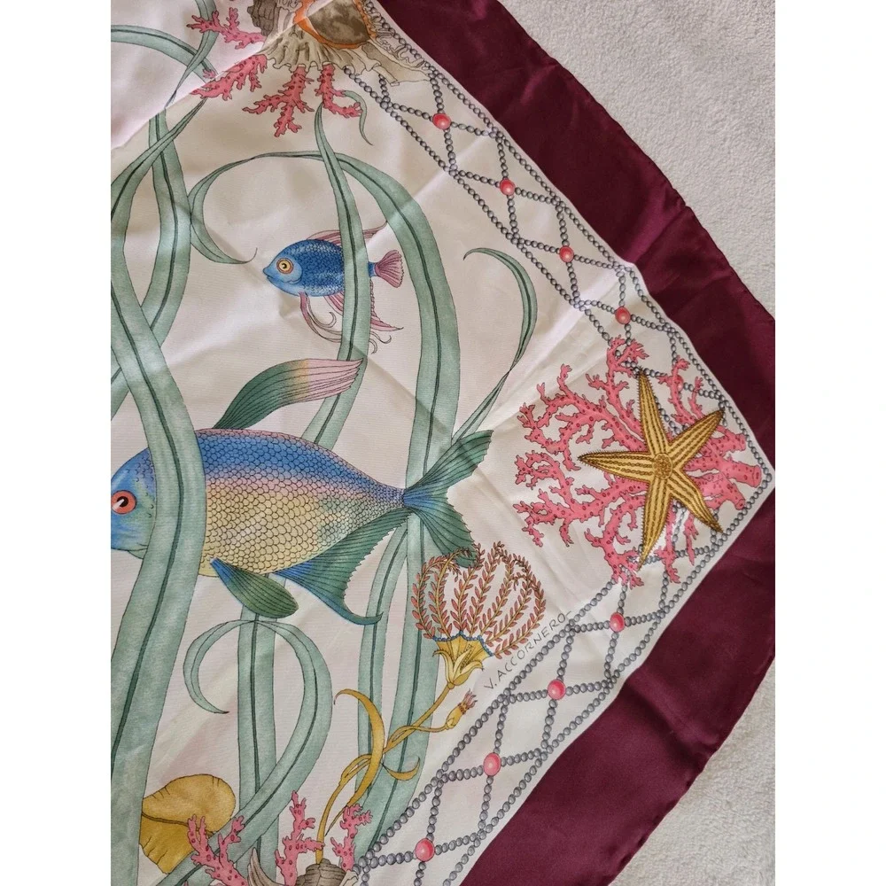 Gucci Vintage Silk Square Scarf Pesci Sea Life Fish - Flaw Color Bleeding 33